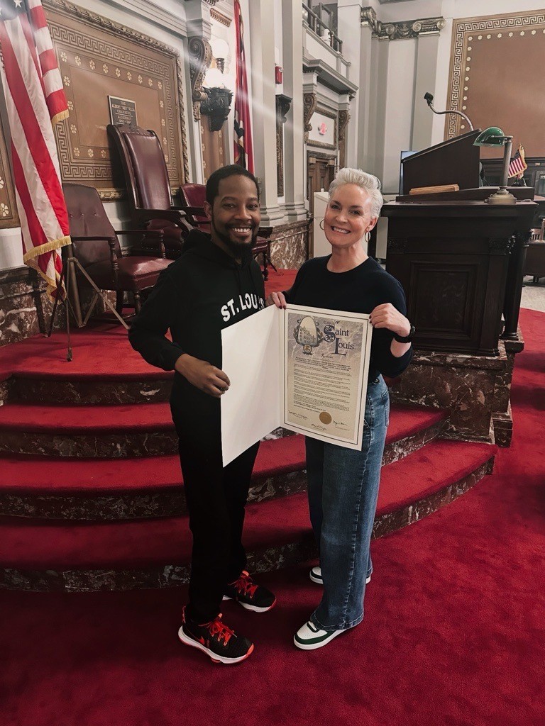 Tracy Verner with St. Louis Alderman Rasheen Aldridge.